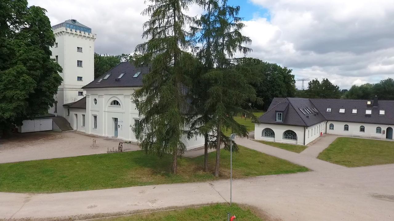 Отель Elbzollhaus Dessau Экстерьер фото